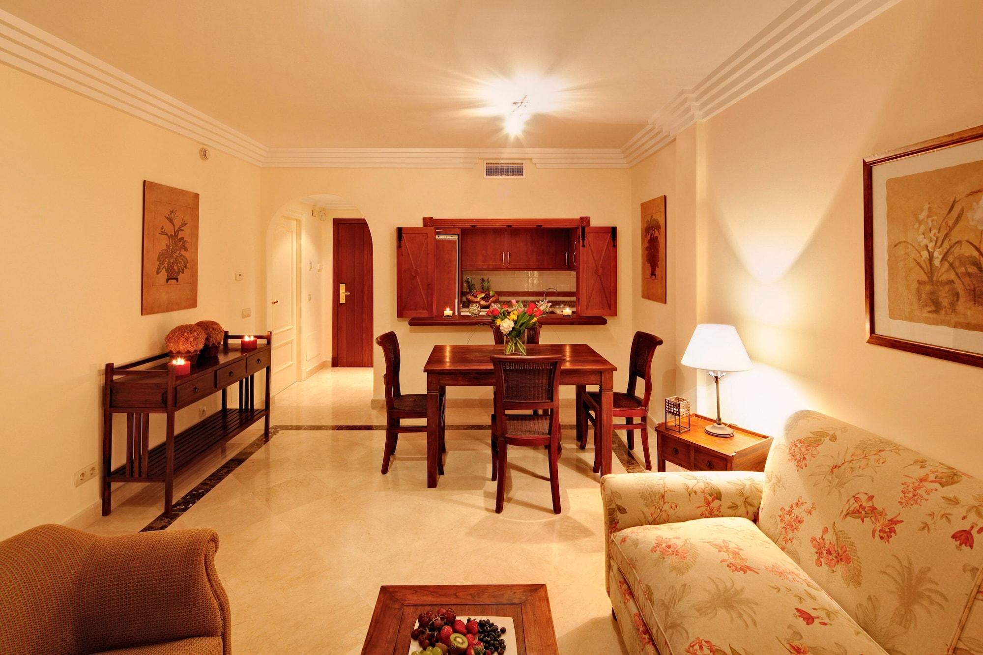 Vasari Resort Μαρμπέλλα Εξωτερικό φωτογραφία